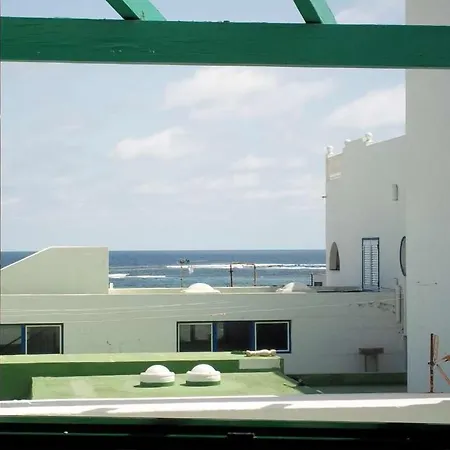 Sleeps 4 Wifi Appartamento Órzola